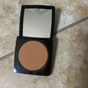 Bobbi Brown Pressed Powder